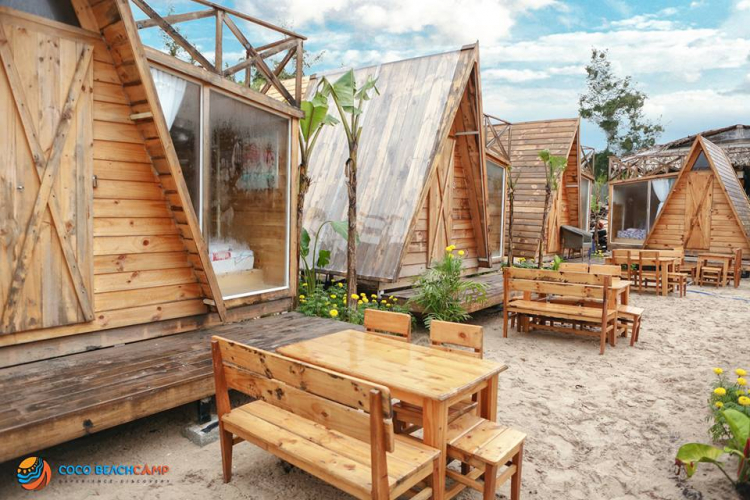 Có thị trấn, làng chài nhỏ ven biển nào đẹp, yên bình ko mấy anh? Có thị trấn, làng chài nhỏ ven biển nào đẹp, yên bình ko mấy anh?