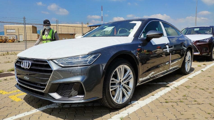 Audi A7 Sportback 2019 cập cảng Việt Nam