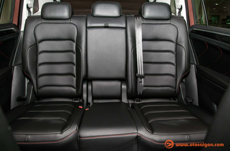 Đánh giá Volkswagen Tiguan Allspace 2018: chiếc SUV 5+2 tiệm cận xe sang có giá 1,699 tỷ đồng Đánh giá Volkswagen Tiguan Allspace 2018: chiếc SUV 5+2 tiệm cận xe sang có giá 1,699 tỷ đồng