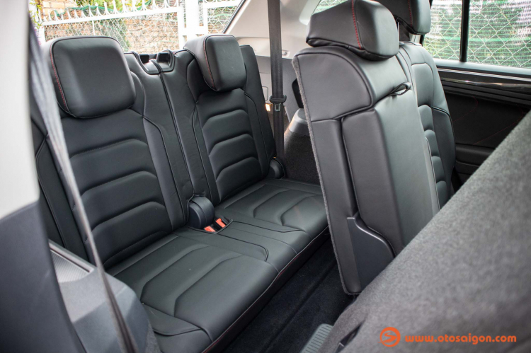 Đánh giá Volkswagen Tiguan Allspace 2018: chiếc SUV 5+2 tiệm cận xe sang có giá 1,699 tỷ đồng Đánh giá Volkswagen Tiguan Allspace 2018: chiếc SUV 5+2 tiệm cận xe sang có giá 1,699 tỷ đồng