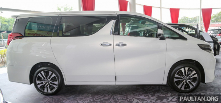 Toyota Alphard 2018 có giá hơn 4 tỷ đồng tại Việt Nam; nâng cấp ngoại hình, trang bị hộp số 8 cấp