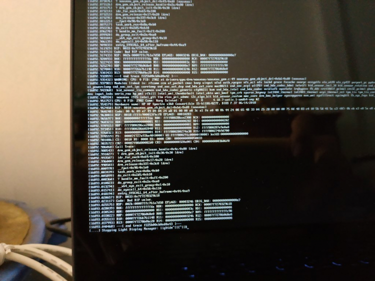 Linux như cckẹc vậy mấy thánh IT ơi??? Linux như cckẹc vậy mấy thánh IT ơi???