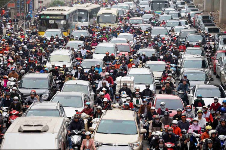 Tiêu thụ gần 900.000 chiếc trong quý III/2018, người Việt khó cấm xe máy
