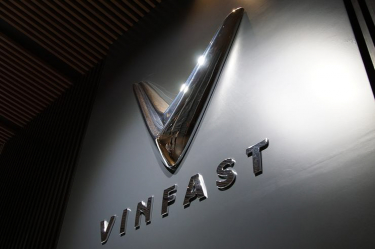 VinFast tuyển đại lý ủy quyền trên toàn quốc; tiêu chuẩn showroom từ 1S đến 3S