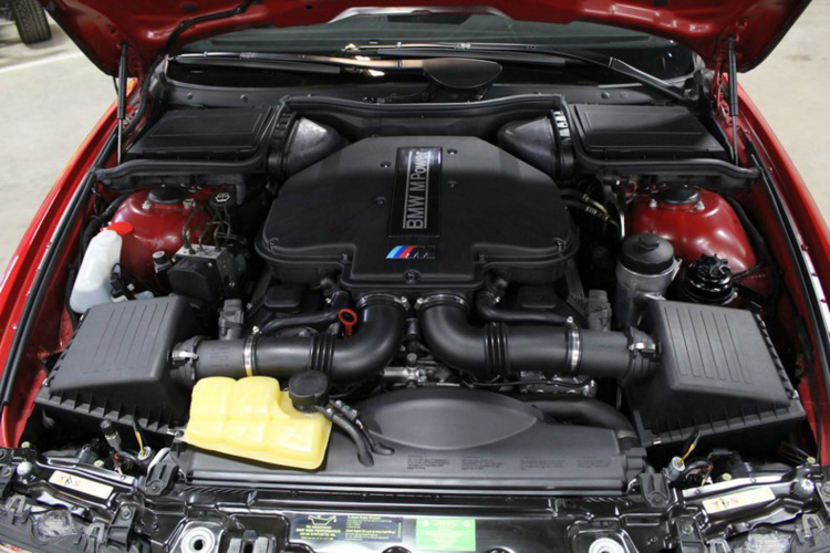 “Xe cọp” BMW M5 2002 thế hệ thứ 3 (E39) rao bán với mức giá gần 78.000 USD tại Mỹ