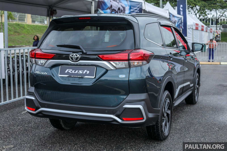Toyota Rush ra mắt phiên bản mới tại Malaysia: trang bị ghế da, hệ thống an toàn mới