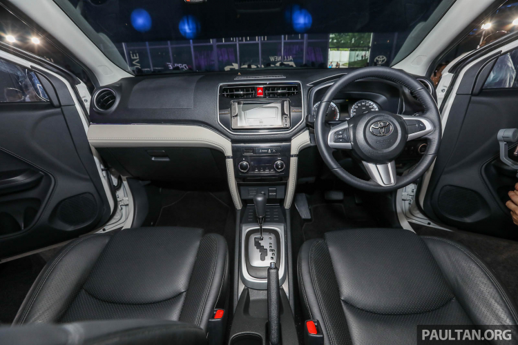 Toyota Rush ra mắt phiên bản mới tại Malaysia: trang bị ghế da, hệ thống an toàn mới