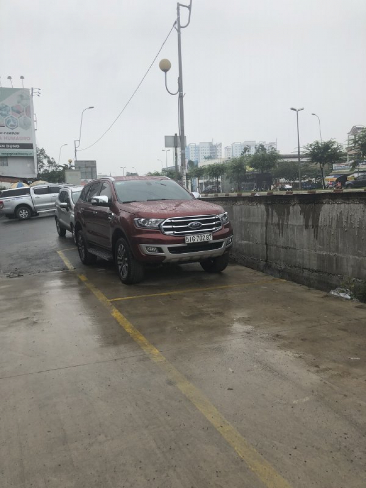 Cảm biến gạt mưa của xe Ford Everest 2018
