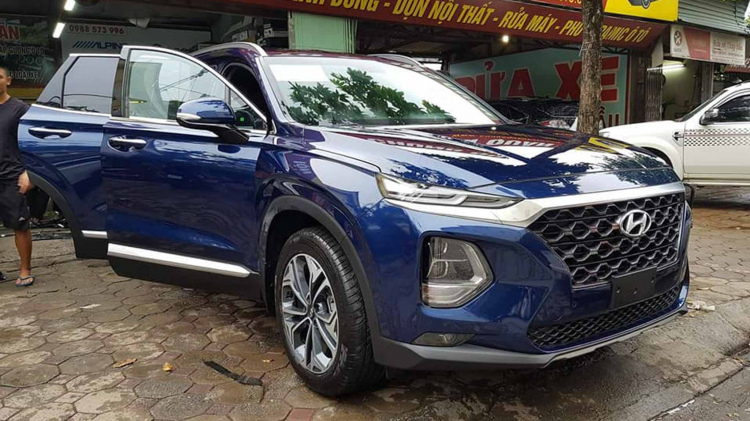 Hình ảnh chi tiết Hyundai Santa Fe 2019 mới thuộc phiên bản cao cấp tại Việt Nam