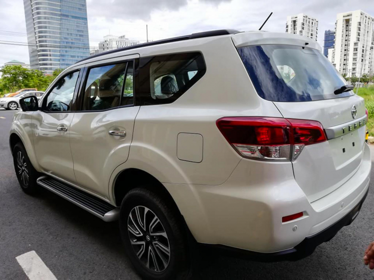 Ảnh thực tế SUV 7 chỗ Nissan Terra 2019; 3 phiên bản với giá dự kiến từ 986 triệu đồng
