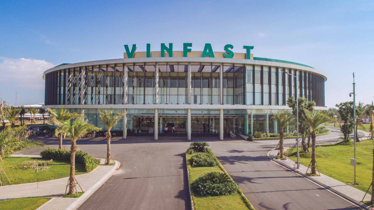 Em đi thăm nhà máy Vinfast, nơi sẽ sản xuất và lắp ráp LUX A2.0 và LUX SA2.0