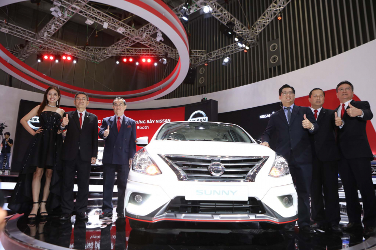 [VMS 2018] Gian hàng Nissan; xem Sunny Q-Series, X-Trail V-Series, Navara Premium Z và Terra