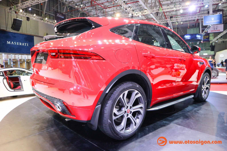 [VMS 2018] Jaguar Việt Nam giới thiệu E-Pace phiên bản First Edition; giá khoảng 3,2 tỷ đồng