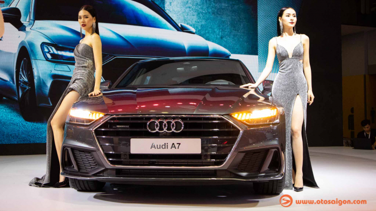 [VMS 2018] Triển lãm ô tô Việt Nam 2018; nhiều mẫu xe mới thu hút khách tham quan