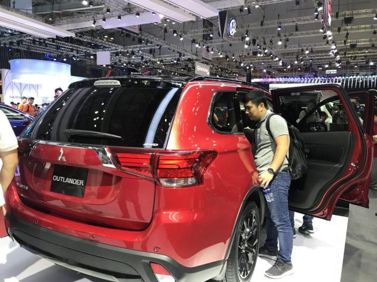 Cảm nhận Mitsubishi Outlander 2.0 STD 2018: Chiếc xe cho cảm xúc mãnh liệt!