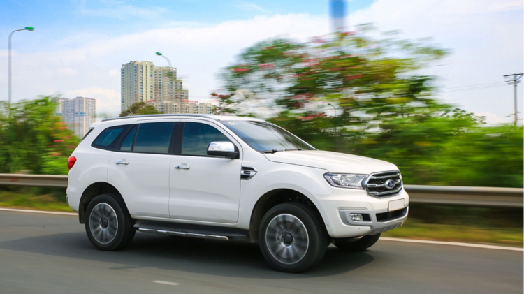 Đến triển lãm VMS 2018 đột kích phiên bản Ford Everest 2019