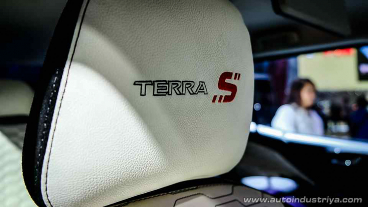 Nissan giới thiệu Terra phiên bản S thể thao tại Philippines