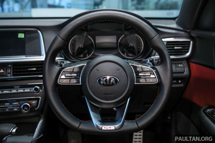 Kia Optima GT 2019 đã ra mắt tại Malaysia; giá từ 952 triệu đồng