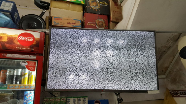 Thay màn hình tivi Sony ..4 Tr....đắng... Thay màn hình tivi Sony ..4 Tr....đắng...