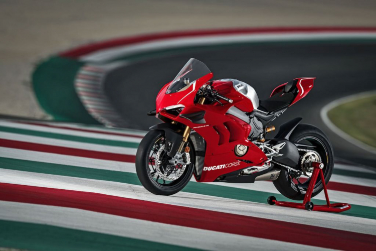 Ducati Panigale V4R ra mắt, công suất 234 ngựa, vòng tua cực đại 16,500 rpm