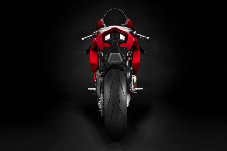 Ducati Panigale V4R ra mắt, công suất 234 ngựa, vòng tua cực đại 16,500 rpm