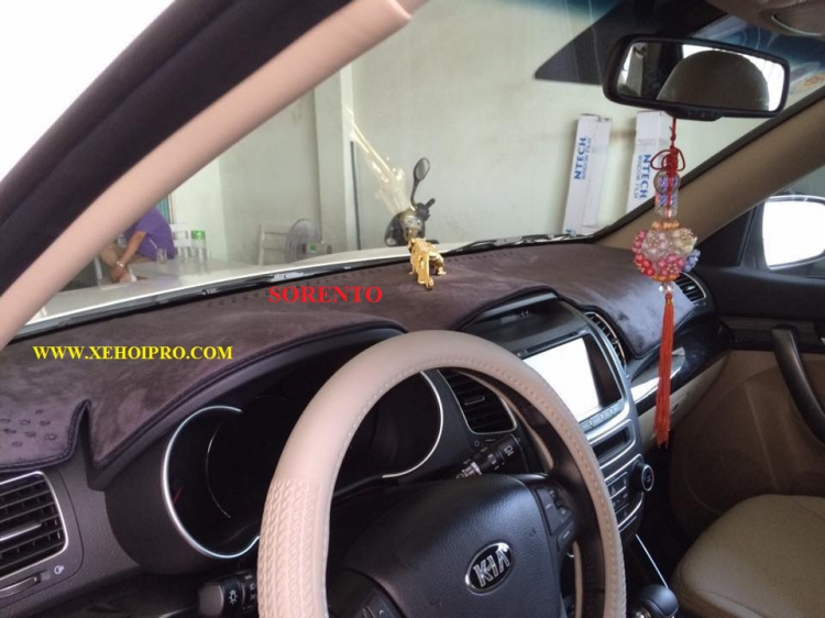 Thảm chống nắng taplo chất liệu nhung mịn Hàn Quốc giá rẻ Thảm chống nắng taplo chất liệu nhung mịn Hàn Quốc giá rẻ