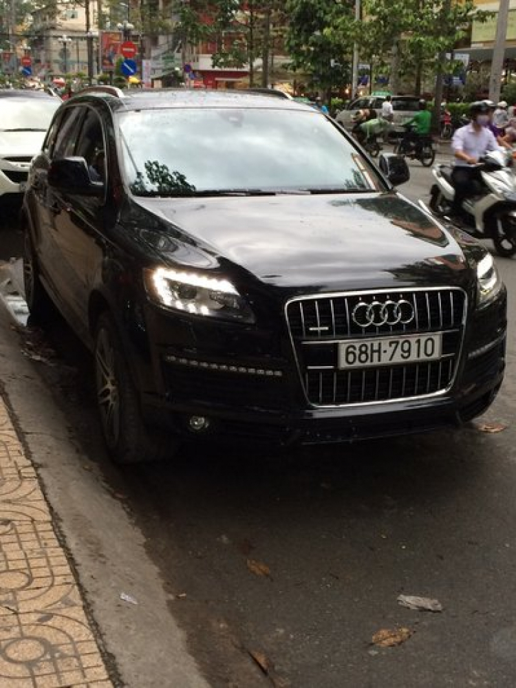 Xin Tư Vấn CLA 45 AMG VS C300 AMG Xin Tư Vấn CLA 45 AMG VS C300 AMG