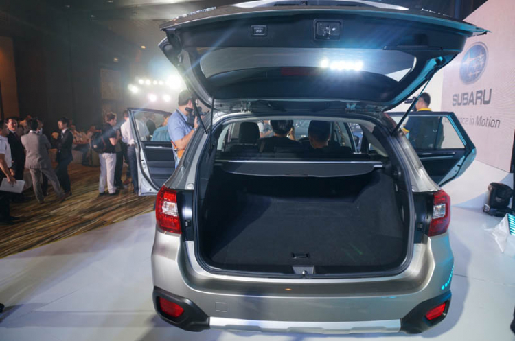Subaru ra mắt Legacy & Outback thế hệ mới tại Thái Lan
