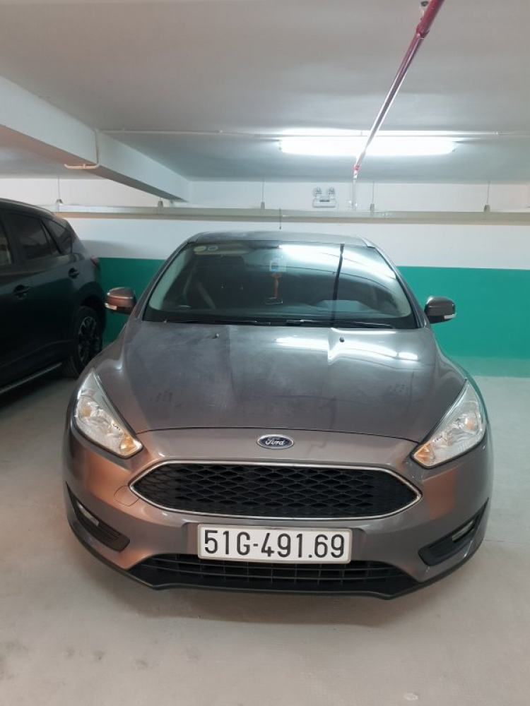 Cần bán Ford Focus Trend 2017 Nâu Sedan ODO 19k Cần bán Ford Focus Trend 2017 Nâu Sedan ODO 19k