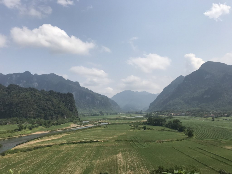 Đằng sau tay lái - ấn tượng những cung đường đẹp ở Việt Nam Đằng sau tay lái - ấn tượng những cung đường đẹp ở Việt Nam