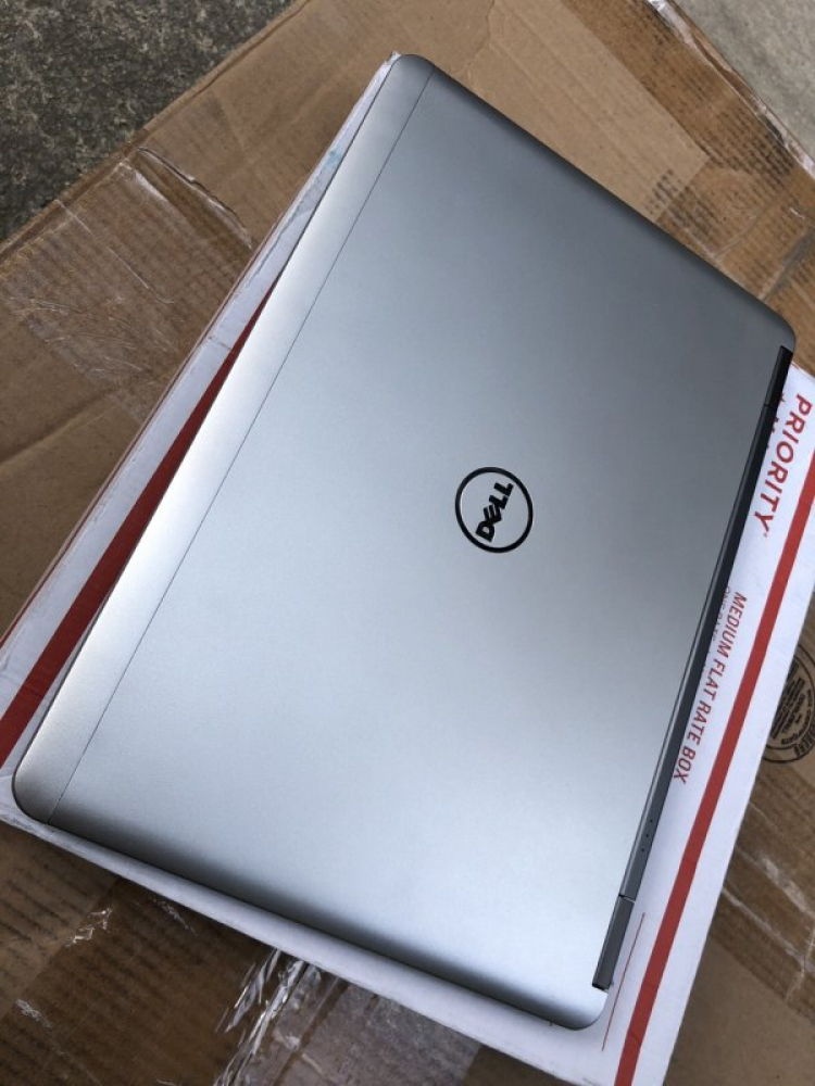 Laptop Dell 7440 mỏng nhẹ đẹp