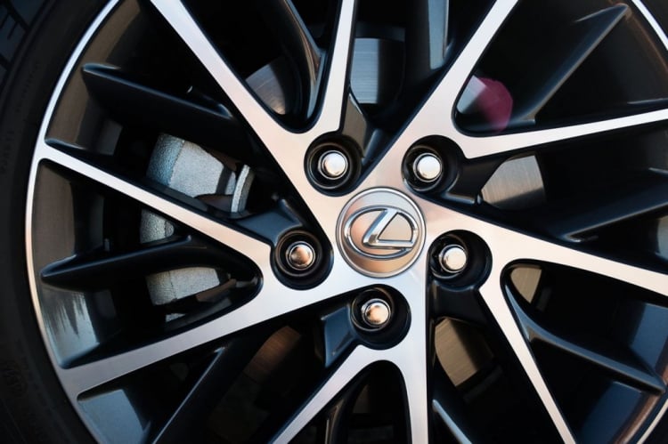 Cần mua mâm xe Lexus ES 250 2016