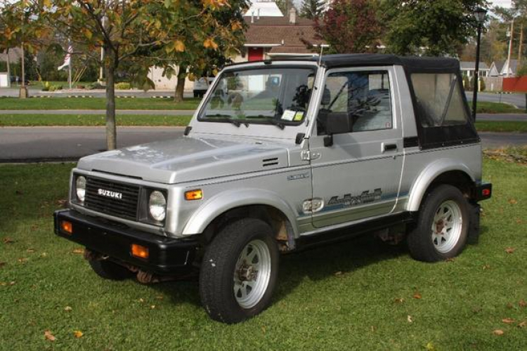 Hỏi về Suzuki Samurai