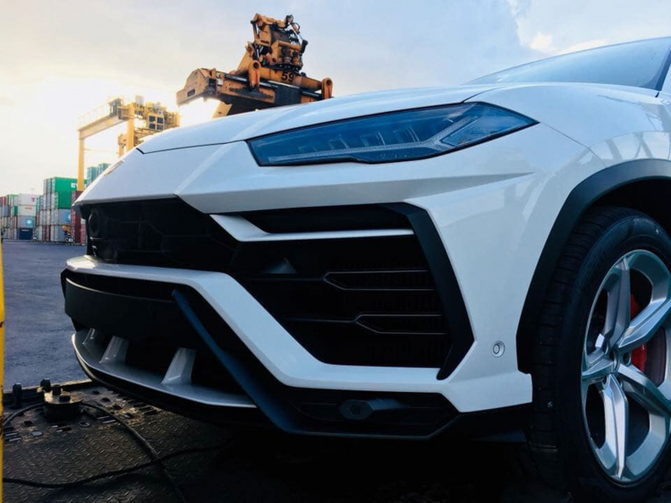 Lamborghini Urus chính hãng về Việt Nam; mời các bác dự đoán giá bán