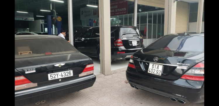 Xe Mercedes GLK 300 4 Matic bị hỏng thước lái Xe Mercedes GLK 300 4 Matic bị hỏng thước lái