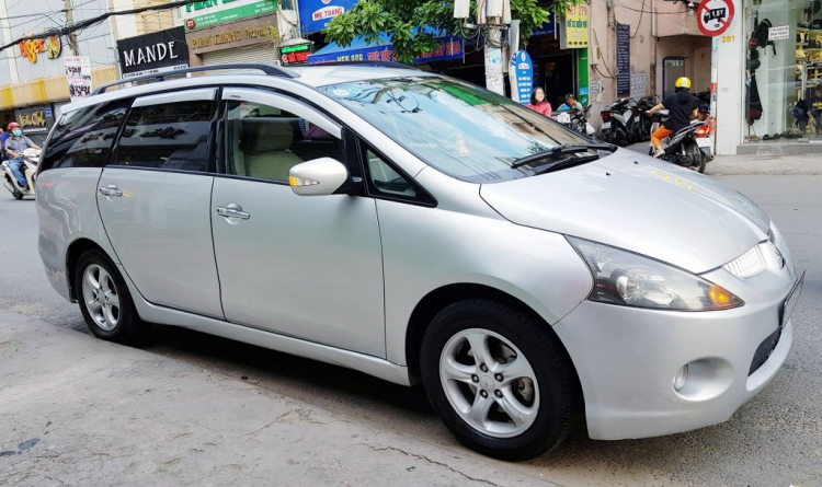 Xe Mitsubishi Grandis 2.4 AT 2006 - 329 Triệu