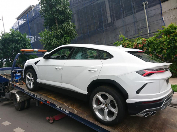 Lamborghini Urus đầu tiên tại Việt Nam đã có chủ tại TP.HCM