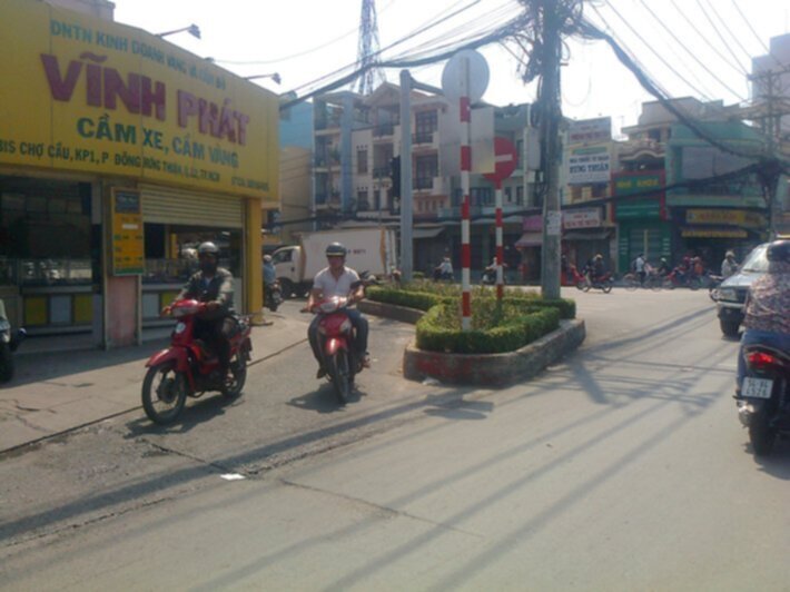 Anh hùng ta cứ đại lộ mà phi ! Anh hùng ta cứ đại lộ mà phi !