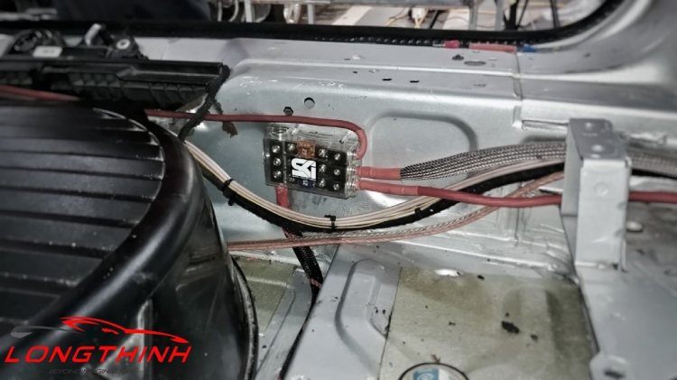 Độ Xe Long Thịnh Sài Gòn: Giao lưu- chia sẽ kinh nghiệm nâng cấp âm thanh xe hơi Độ Xe Long Thịnh Sài Gòn: Giao lưu- chia sẽ kinh nghiệm nâng cấp âm thanh xe hơi