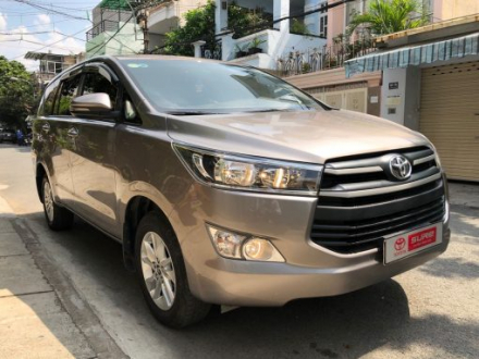 TOYOTA-INNOVA-2.0E-MT-2017-4-3-510x383.jpg