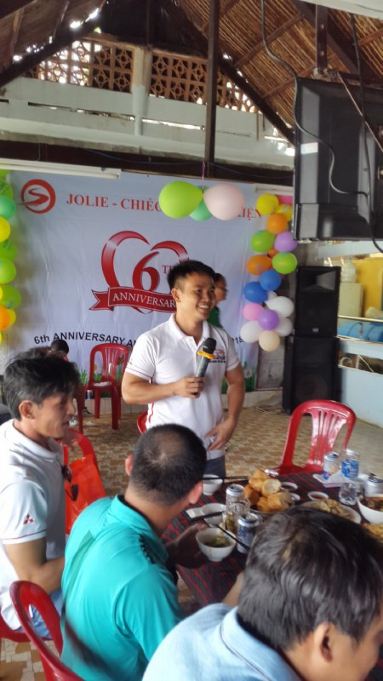 Jolie - Trên những nẻo đường Jolie - Trên những nẻo đường