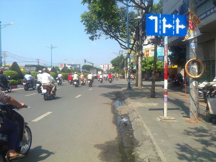 Những vô tư trên đường Trường Chinh