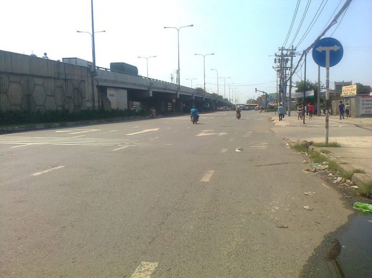 Những vô tư trên đường Trường Chinh