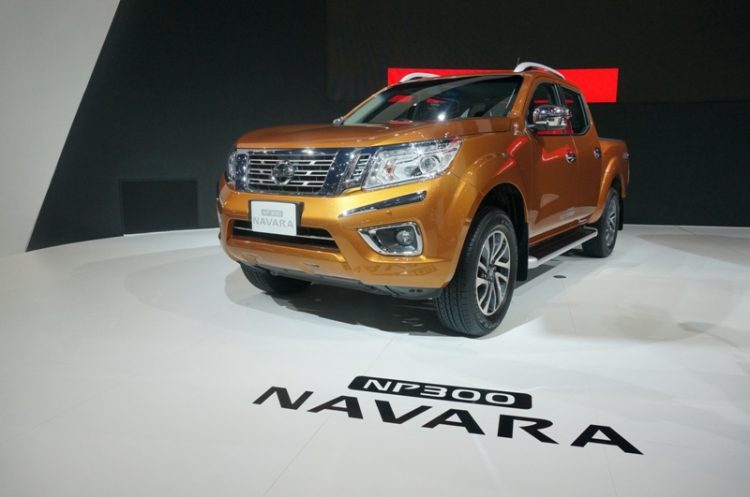 Nissan Navara hoàn toàn mới: 7 số tự động !