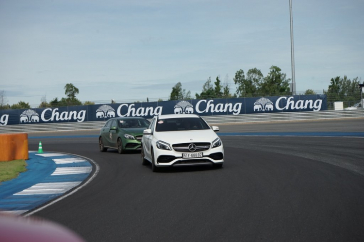 Mercedes A45 AMG Mercedes A45 AMG