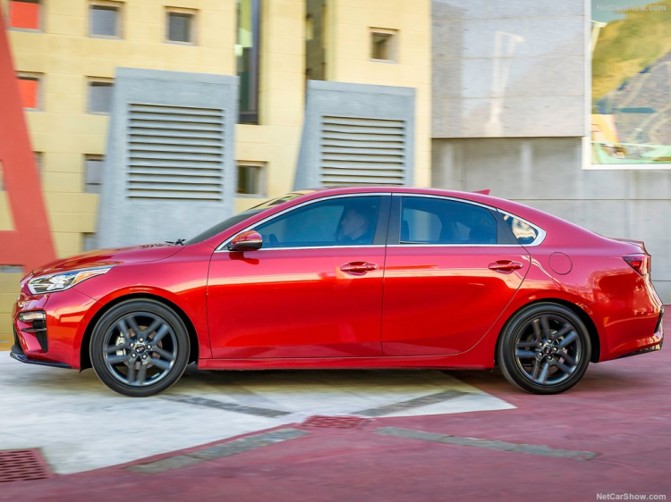 Kia Cerato 2019 thế hệ mới sẽ bán ra 04 phiên bản; giá dự kiến từ 560 đến 660 triệu