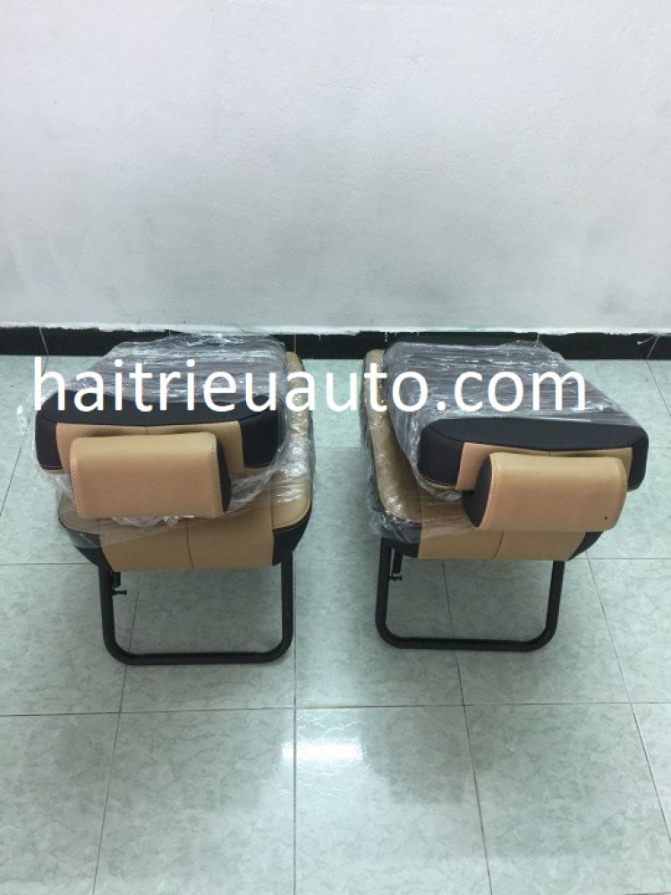 Nhờ các bác tư vấn về Kia Grand Sedona. Nhờ các bác tư vấn về Kia Grand Sedona.