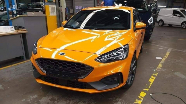 Lộ diện Ford Focus ST 2019; dự kiến mạnh hơn 280 mã lực