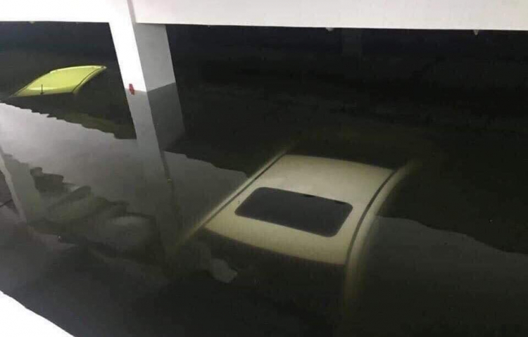 Xe ô tô ngập trong nước sẽ bị hư hỏng những gì?