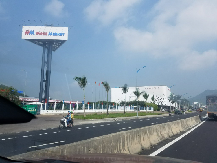 Đằng sau tay lái - ấn tượng những cung đường đẹp ở Việt Nam Đằng sau tay lái - ấn tượng những cung đường đẹp ở Việt Nam